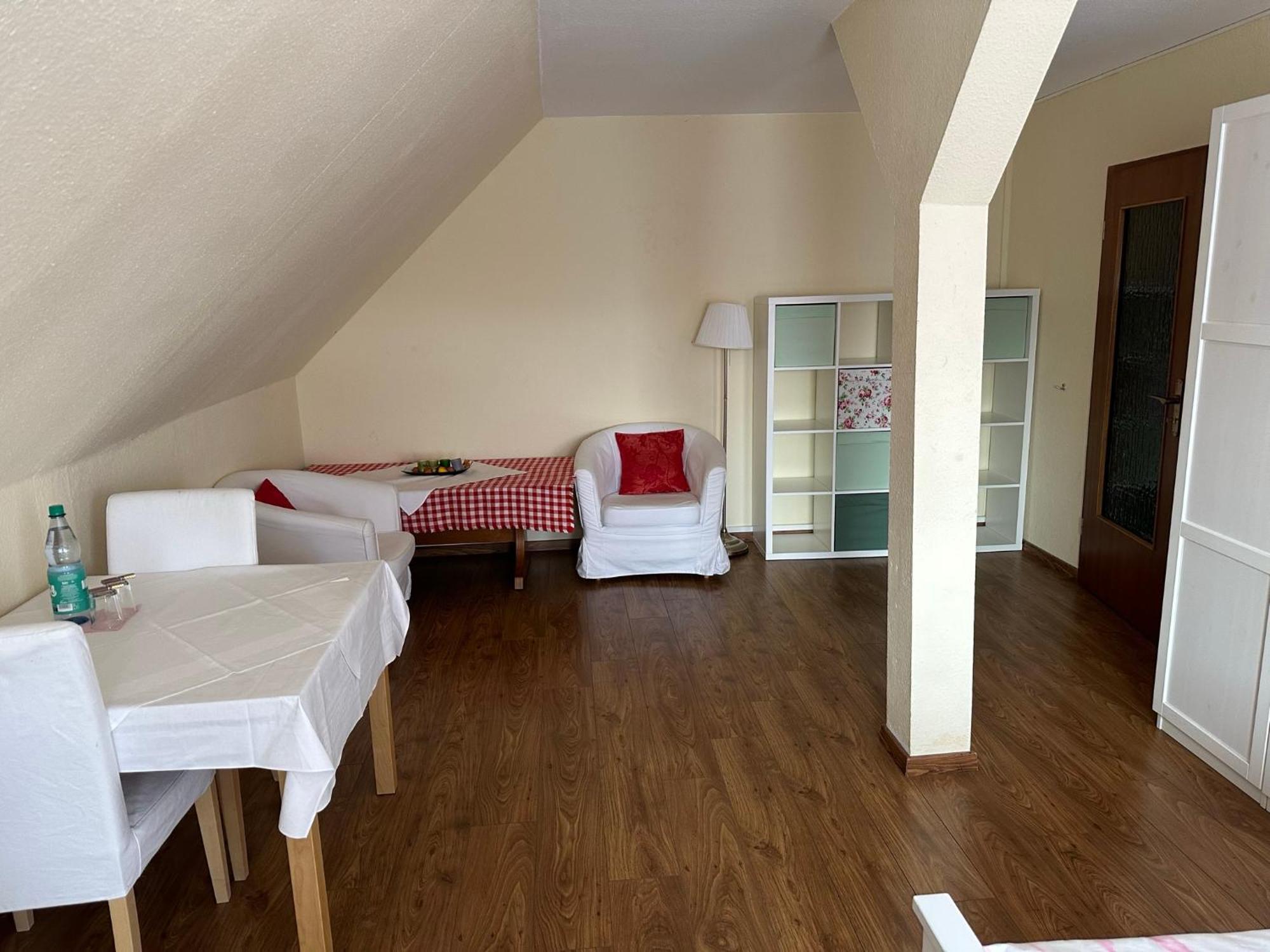 Hotel Zum Grafen Hallermunt Springe Buitenkant foto