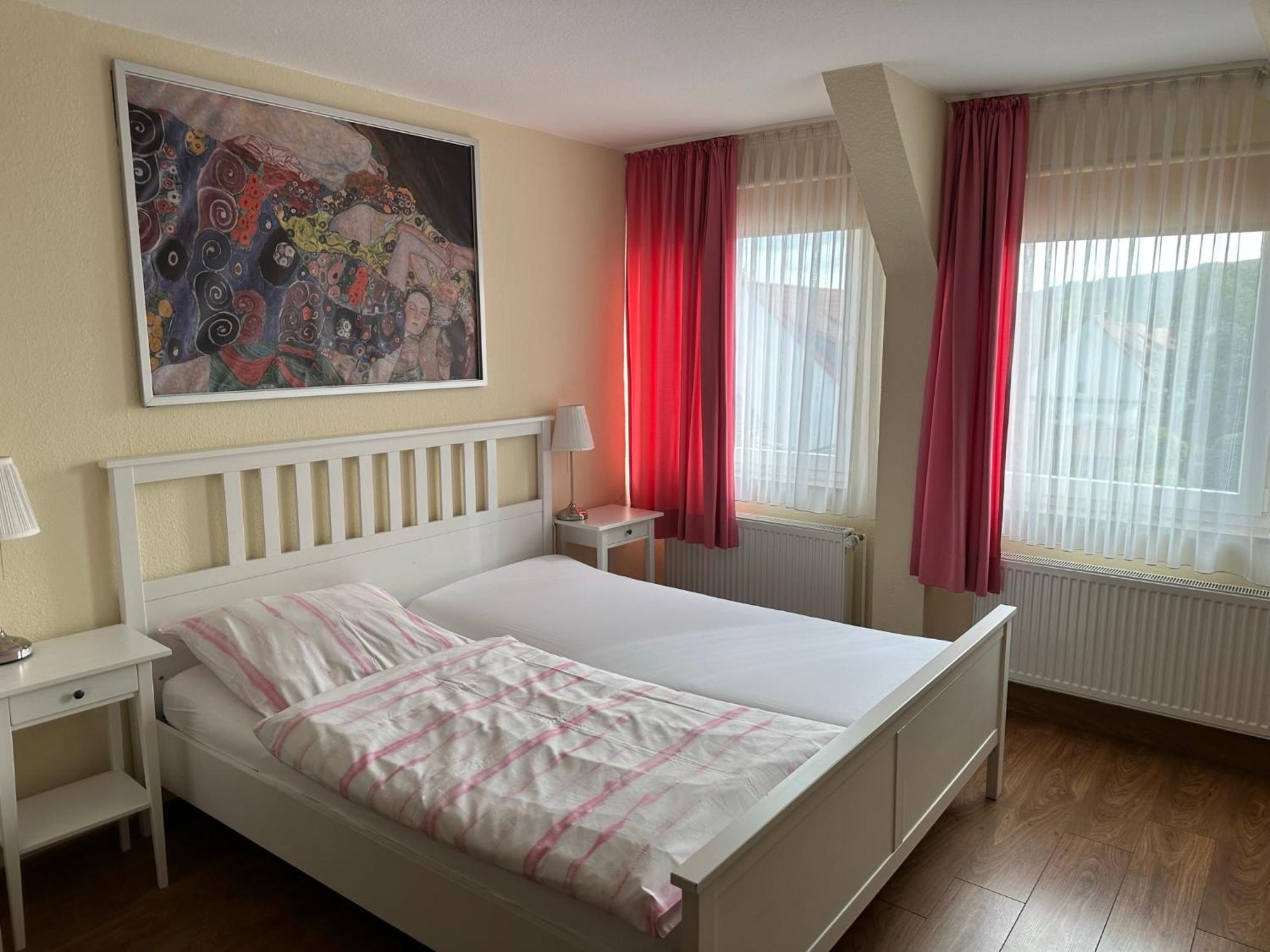 Hotel Zum Grafen Hallermunt Springe Buitenkant foto