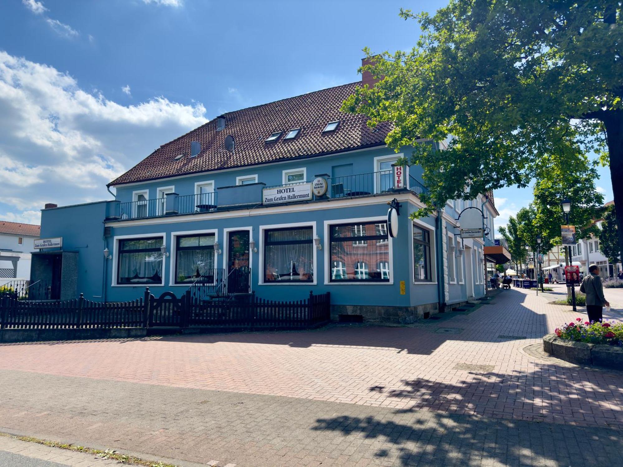 Hotel Zum Grafen Hallermunt Springe Buitenkant foto