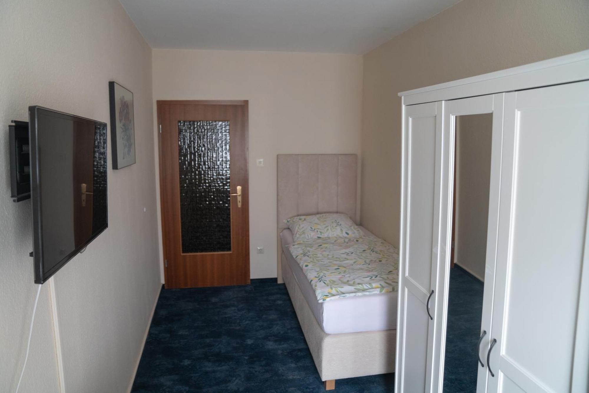 Hotel Zum Grafen Hallermunt Springe Buitenkant foto