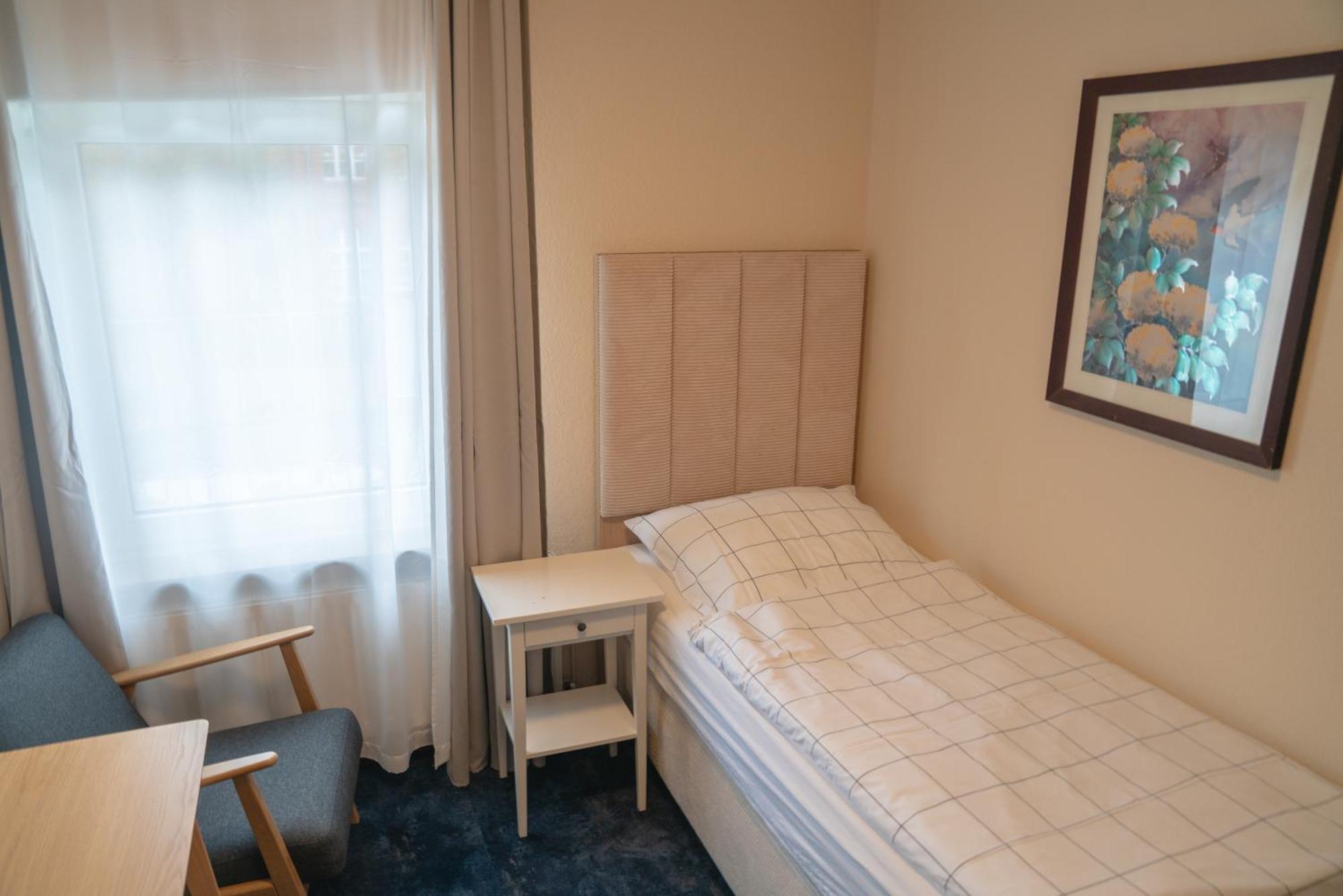 Hotel Zum Grafen Hallermunt Springe Buitenkant foto