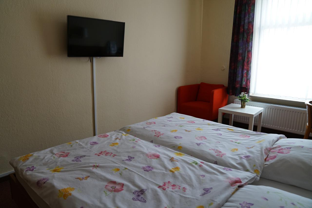Hotel Zum Grafen Hallermunt Springe Buitenkant foto